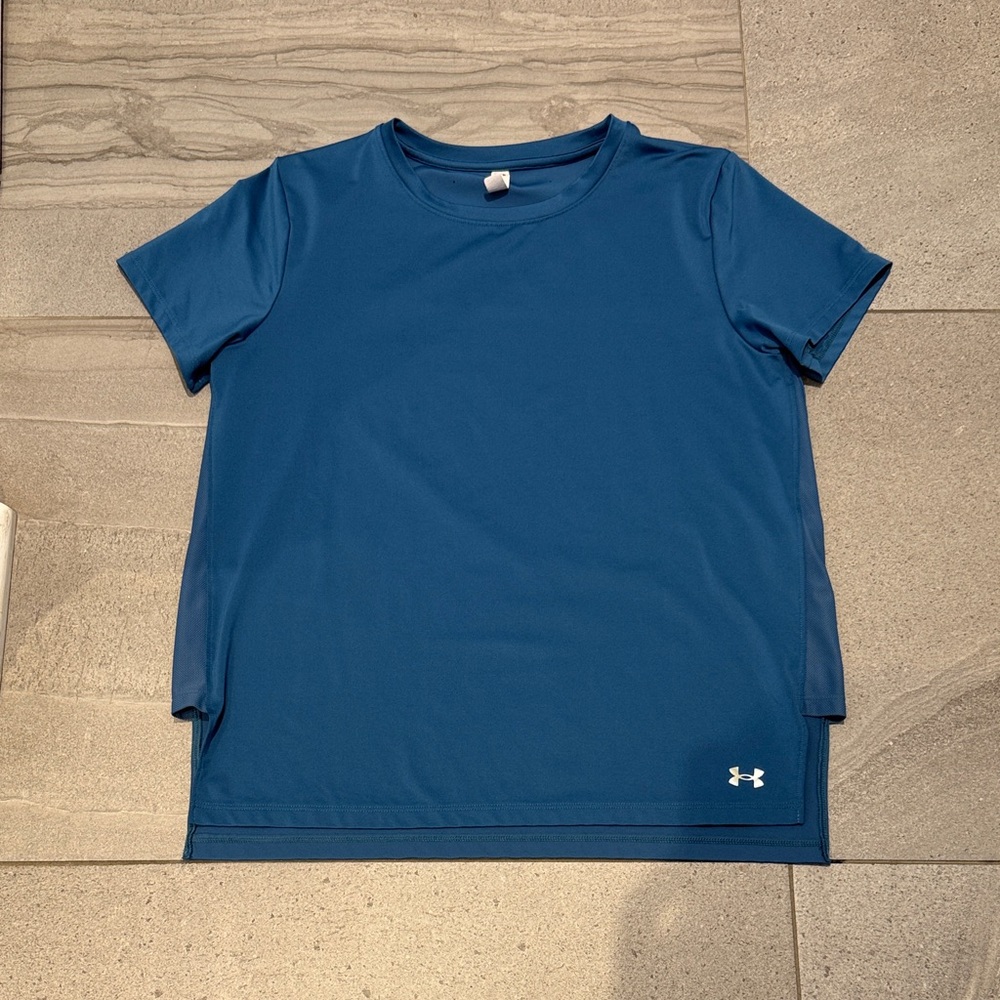 Under Armour Women’s Breathelux Tee